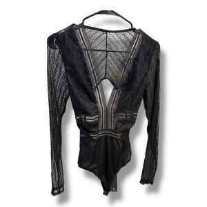 Elegant Black Lace Bodysuit Lulu’s NWT size S